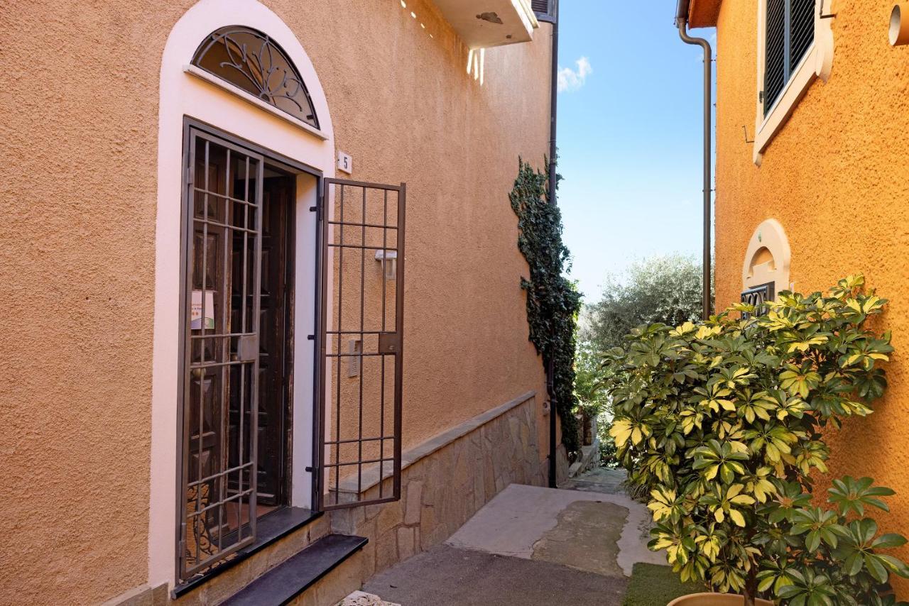 Apartmán Residenza Stoechas White Albenga Exteriér fotografie